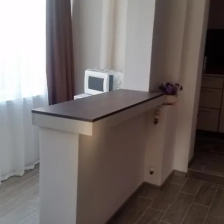 Konukevi Lilia 1
